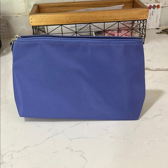 Super Cute Clinique Floral and Blue Lancome Cosmetic Bags New Never Used - Picture 9 of 12